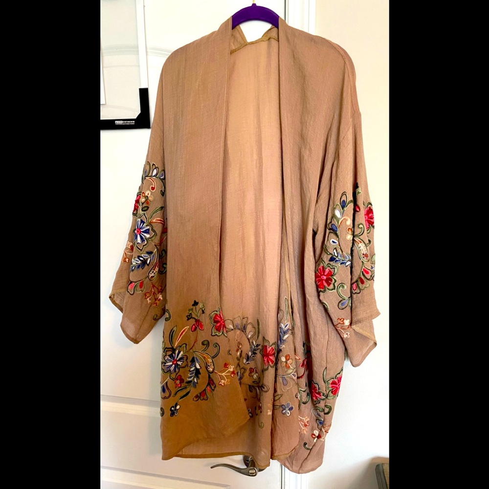 Chic Soul embroidered shaw